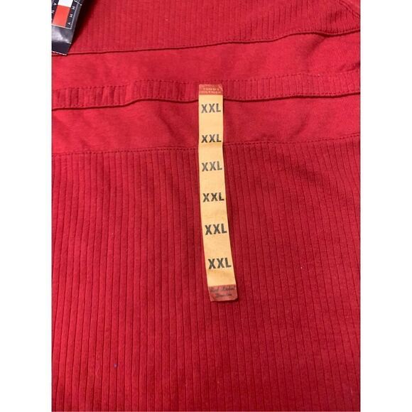 NWT Vintage Tommy Hilfiger T-shirt - Picture 2 of 9